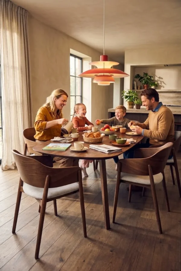 7f74f25c-d149-493b-b282-55eda6477164.jpgv1784734397 HelloTable Lea eettafel Semi ovaal 220x100 cm Fenix verde kitami - staal Anodic brown